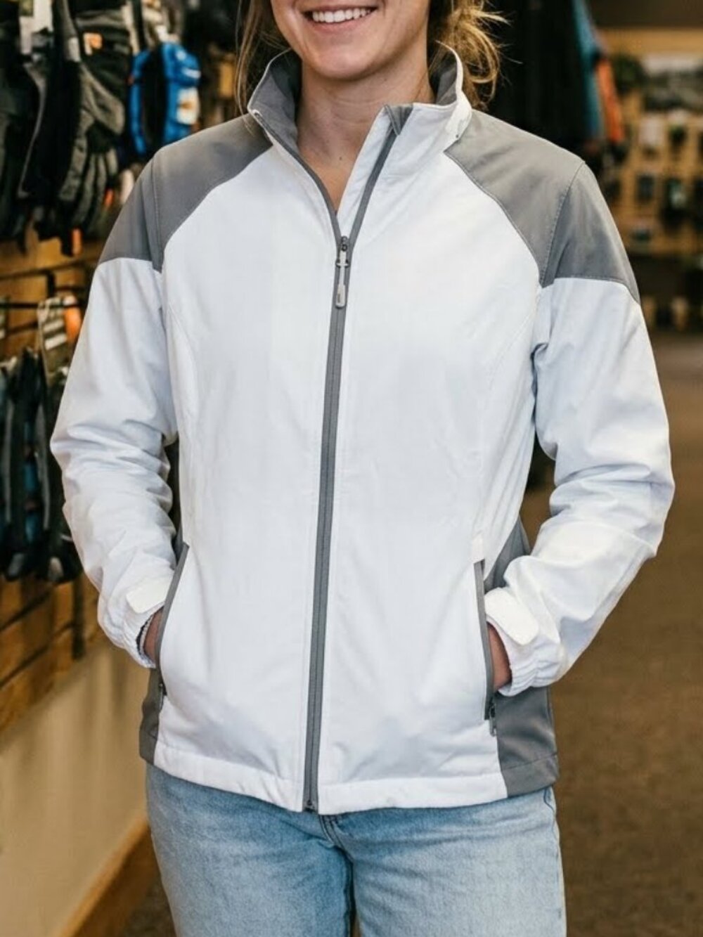 WindRiver Hyper Dri Women's Soft Shell Jacket / Vest Detachable Sleeves Size M